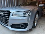 Audi A8 4.0 TFSI tiptronic quattro,Liebhaberfahrzeug! - Audi A8 mit Benzin-Antrieb: Limousine