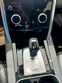 Land-Rover Discovery Sport - 10