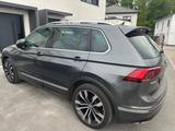 Volkswagen Tiguan 2.0 TSI OPF 169kW DSG 4MOTION Highlin... - VW Tiguan von privat