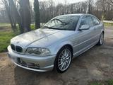 BMW 330CI Top Zustand Automatik - BMW 330 mit Benzin-Antrieb: Sportwagen, Automatik