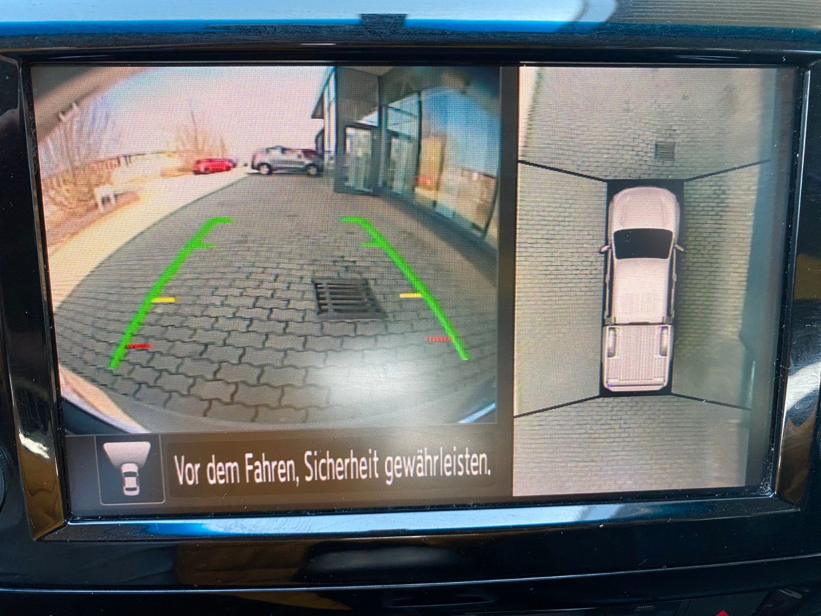 Fahrzeugabbildung Nissan Navara Tekna 4x4 DOKA+NAVI+SHZ+TÜV-NEU