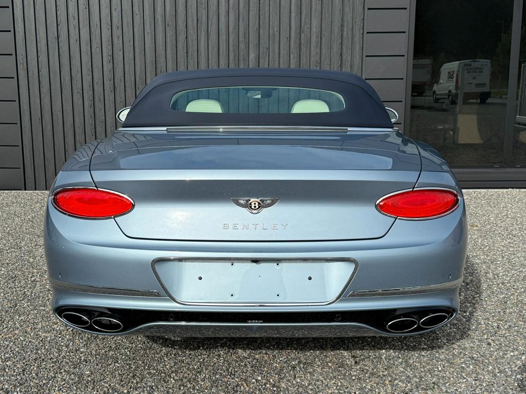 Bentley Continental GTC