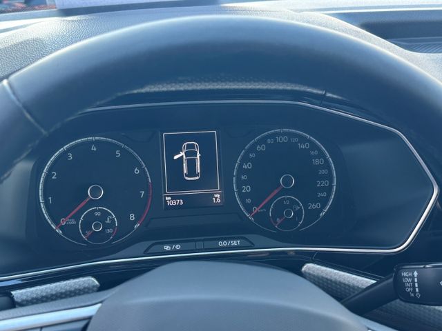 T-Cross 1.0 TSI Move Navi Kamera ACC Apple CarPl