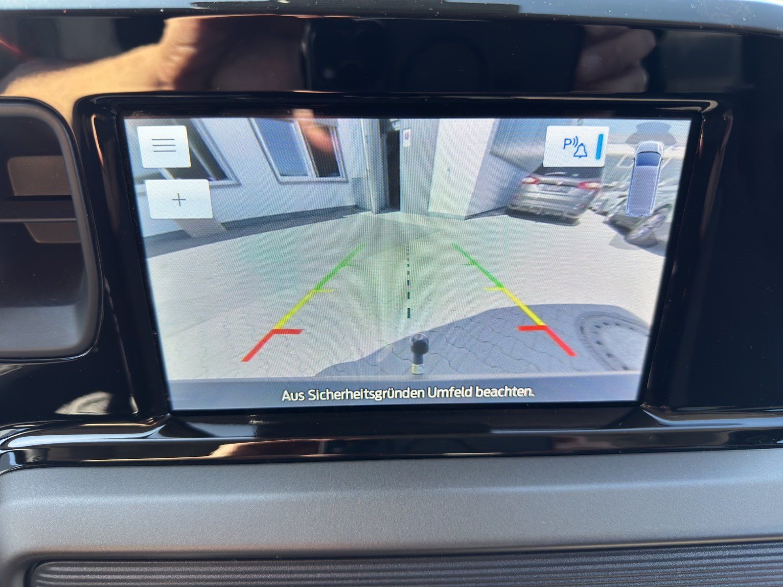 Fahrzeugabbildung Ford Tourneo Courier 1.0 Aut./ACC/KAMERA/NAVI/AHK/SHZ