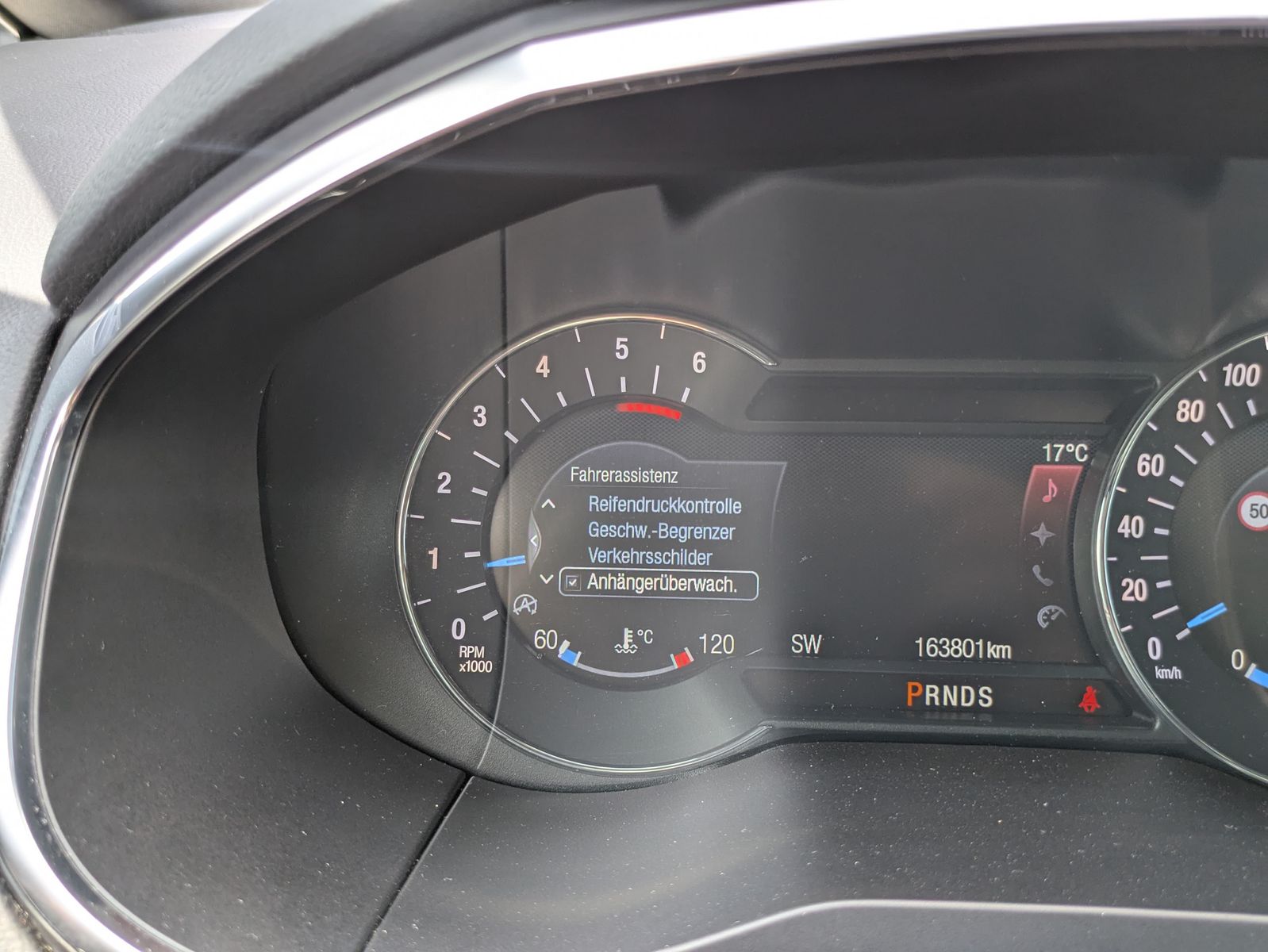 Fahrzeugabbildung Ford S-MAX 2.0 EcoBlue ST-Line PANO/KAM/AHK/LED 7-Si