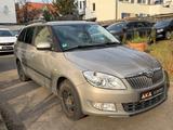 Skoda Fabia Combi 1.2 TSI Fresh KLIMA|AHK|PDC - Skoda Fabia Fresh mit Benzin-Antrieb