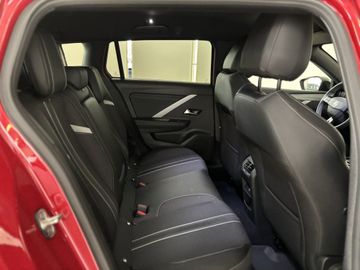 Fotografie des Opel Astra Sports Tourer 1.2 Turbo GS Tech-Paket