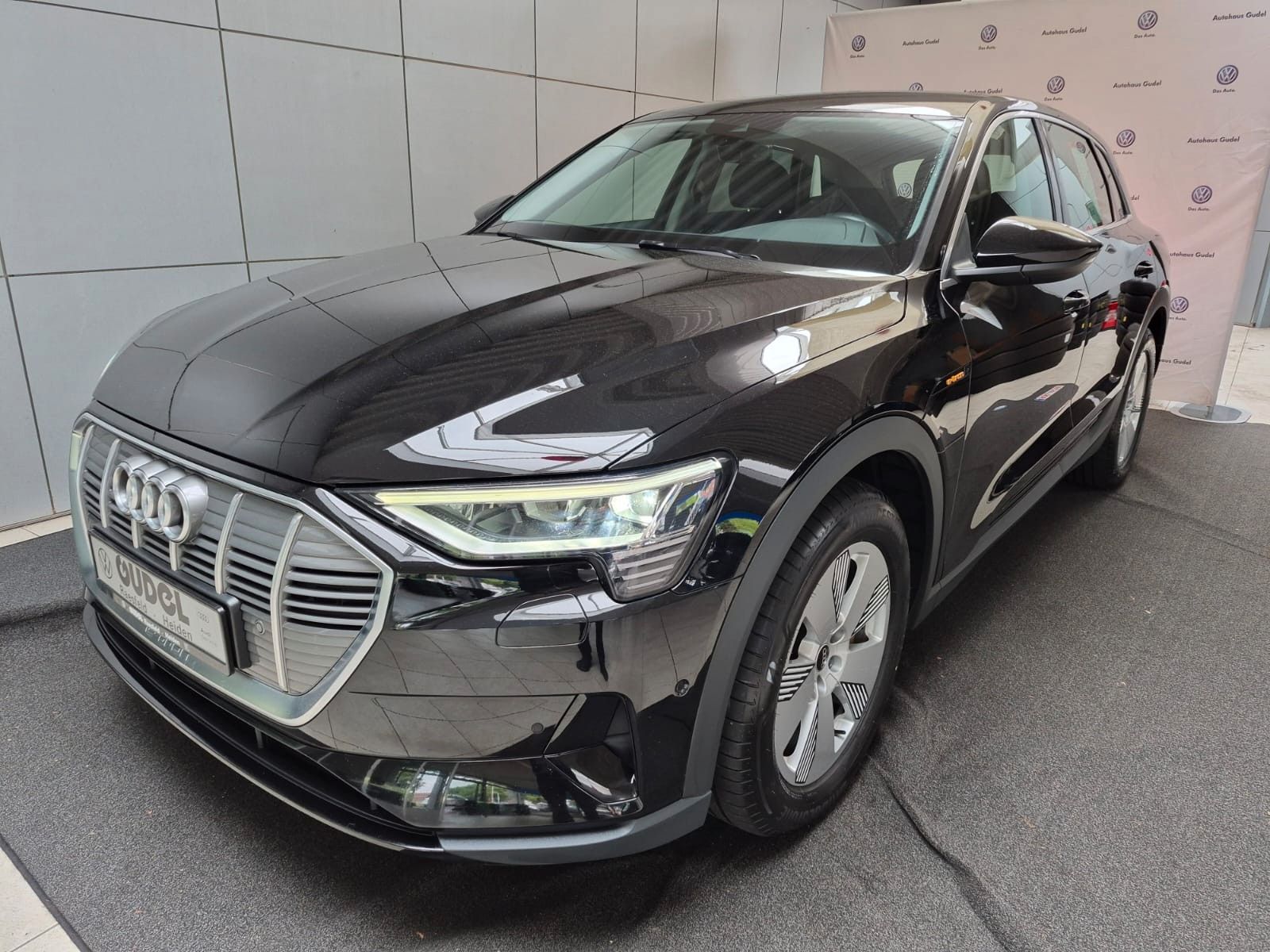 Audi e-tron 55 quattro basis 95kWh Kamera Sitzh. GRA imagem 3