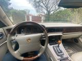 Jaguar Daimler 6.0 Double Six Auto Double Six - Jaguar Daimler mit Benzin-Antrieb