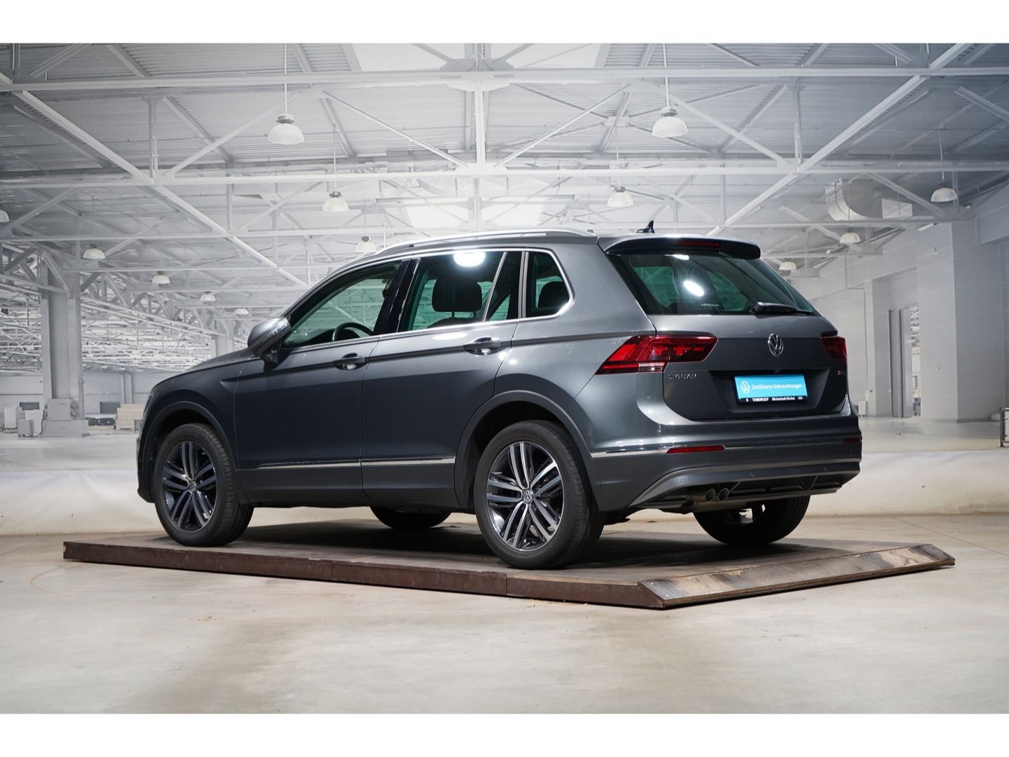 Volkswagen Tiguan Highline 2.0TDI 4M PANO Head-Up DYNAUDIO foto 2