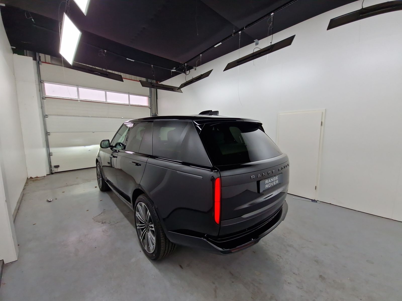 LAND ROVER Range Rover SWB D350 Autobiography AHK – Bild 2