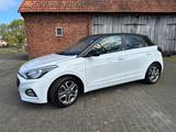 Hyundai i20 YES! 11/19 51tkm Polar White/Black unfallfr. - Hyundai i20 von privat