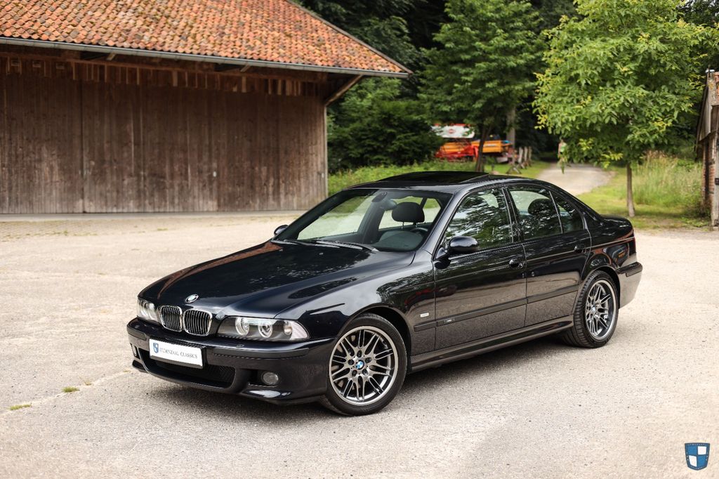 BMW M5