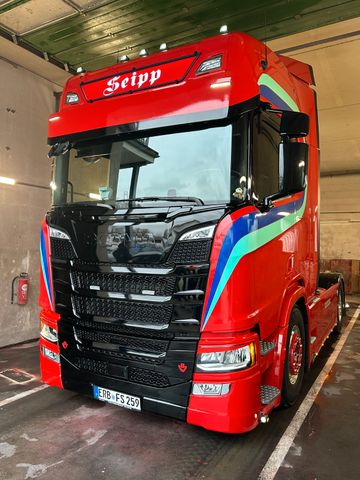 Scania R660