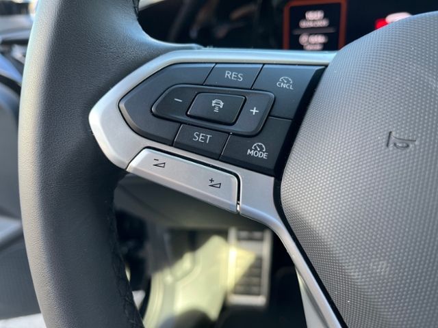 Fahrzeugabbildung Volkswagen Golf Variant VIII 2.0 TDI DSG GOAL AHK GJR NAVI