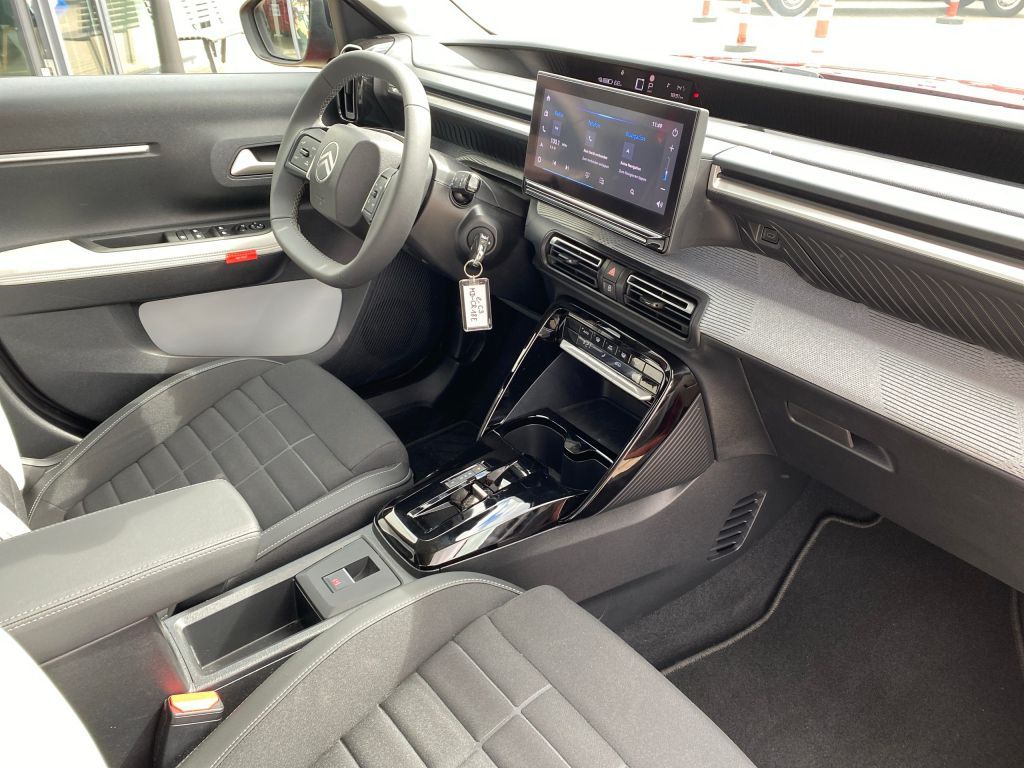 Fahrzeugabbildung Citroën e-C3 MAX *11 kW Lader*Cam*LED*17 Zoll*Navi*
