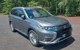 Mitsubishi Outlander 2.4 Intro Edition PHEV 4WD - Mitsubishi Outlander Edition mit Hybrid-Antrieb (Benzin/Elektro)