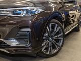 BMW X7 xDrive40i HuD+Pano+AHK+Standheizg.+Laser+Mass - BMW X7 Gebrauchtwagen
