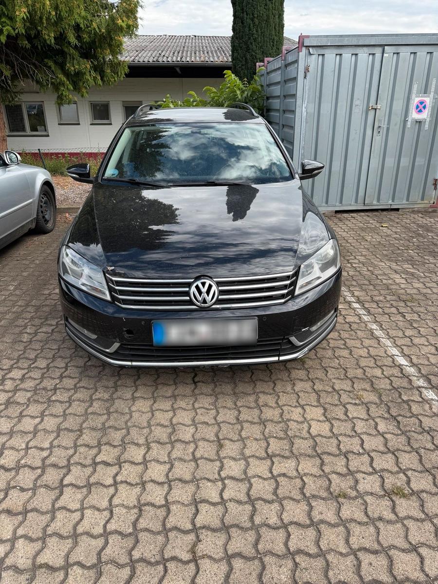 Volkswagen Passat 2014 — салон