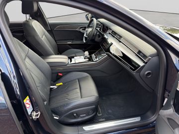Audi A8 - 12