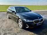 BMW 530i Touring Luxury Line