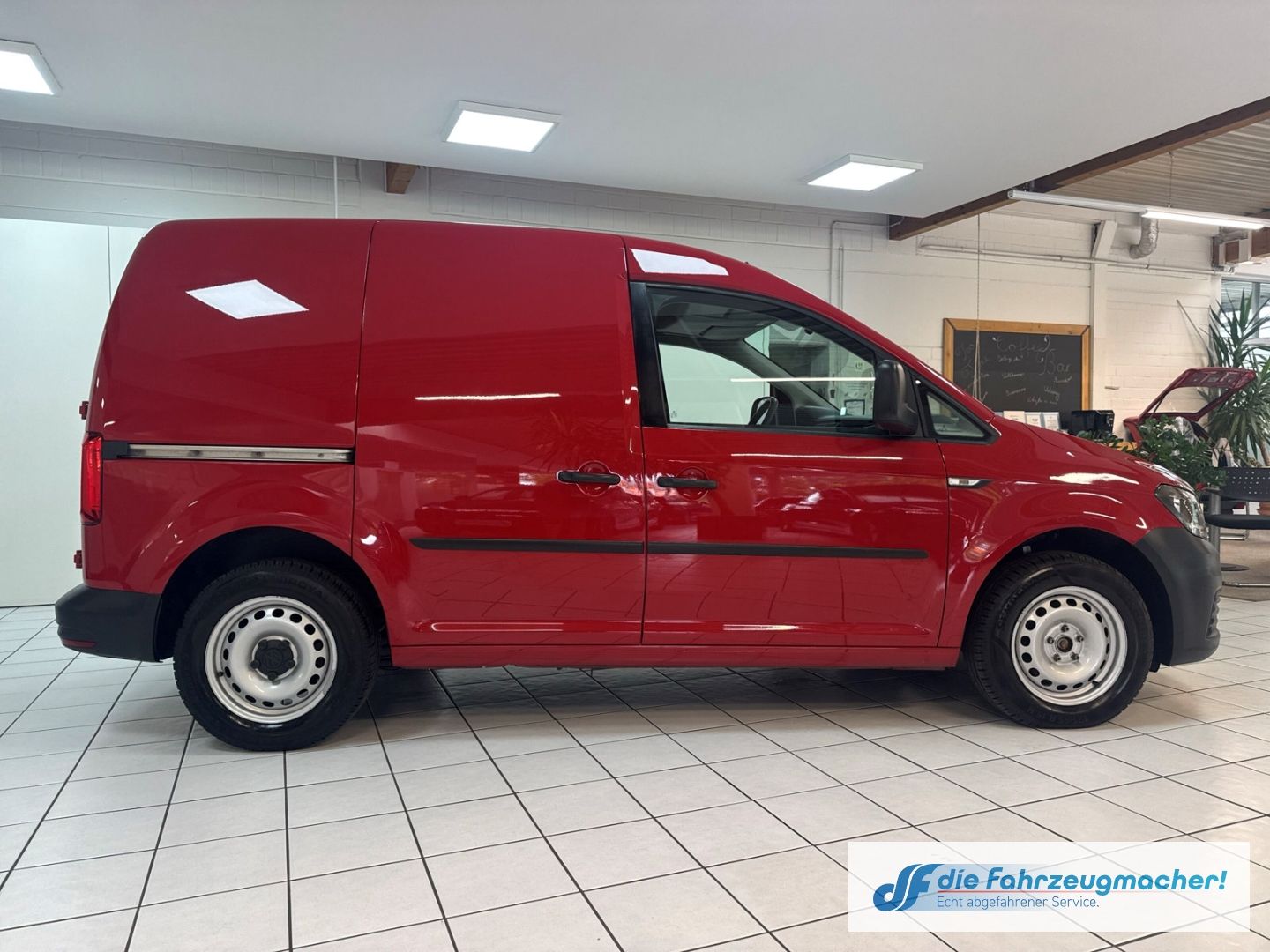 Fahrzeugabbildung Volkswagen Caddy Kasten 2.0 TDI DSG Klima PDC Berganfahrass