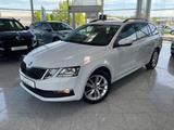 Skoda Octavia 1.4TSI Ambition ACC AHK DAB Navi LED Bus