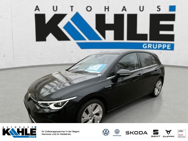 Volkswagen Golf VIII 1.5 TSI Style Klima Navi