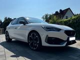 Cupra Leon 1.4 e-HYBRID DSG mit voll digitalem Cockpit