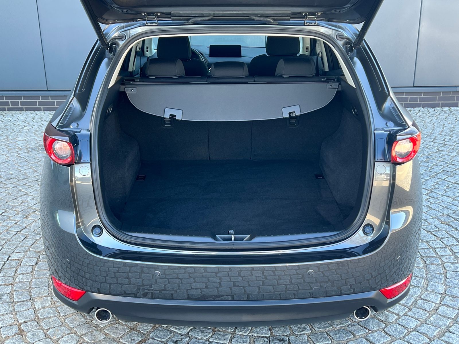 Fahrzeugabbildung Mazda CX-5 Advantage 2.0 SKYACTIV-G 2WD *LED, Navi, Kl