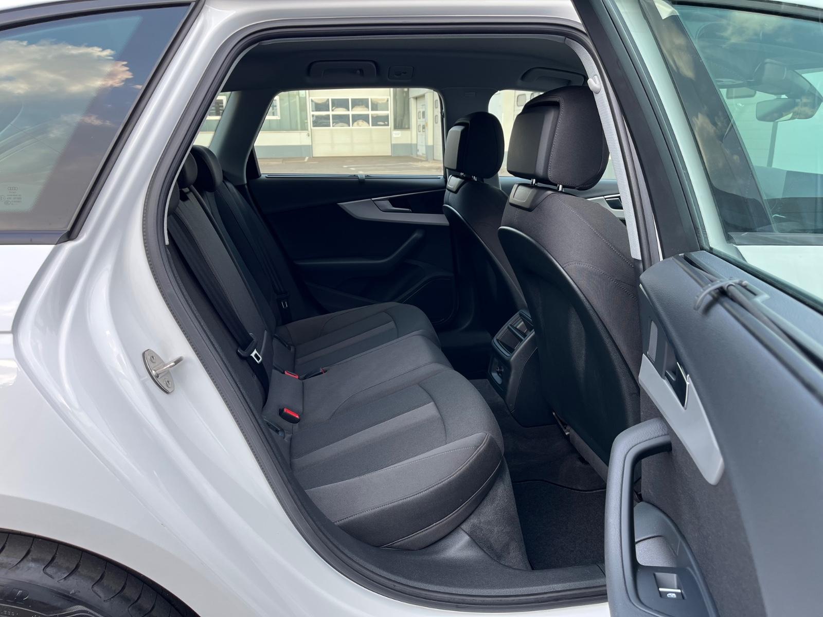 Audi A4 Avant 35 TDI S-tronic *AHK*Kamera*SHZ*1. Hand, миниатюра 10