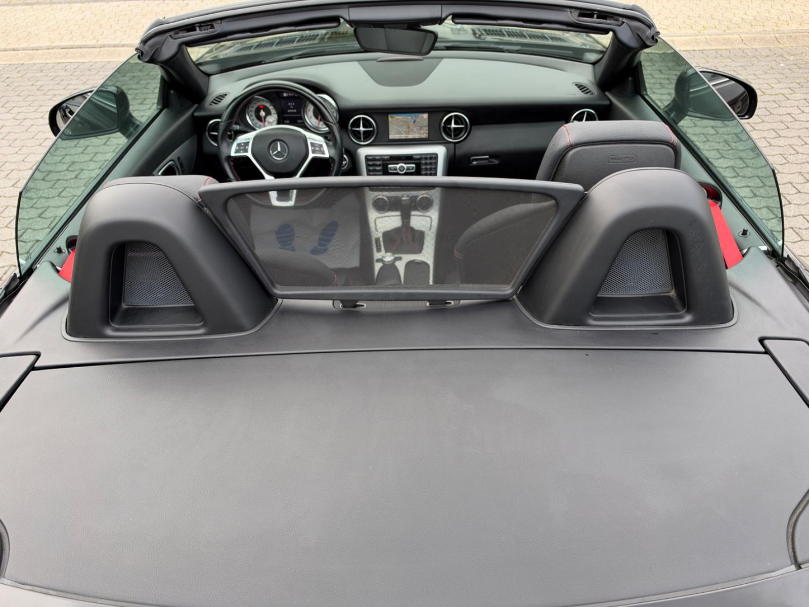 Mercedes-Benz SLK 350 V6 AMG-Line AirScarf 2.Hd Navi ILS Leder