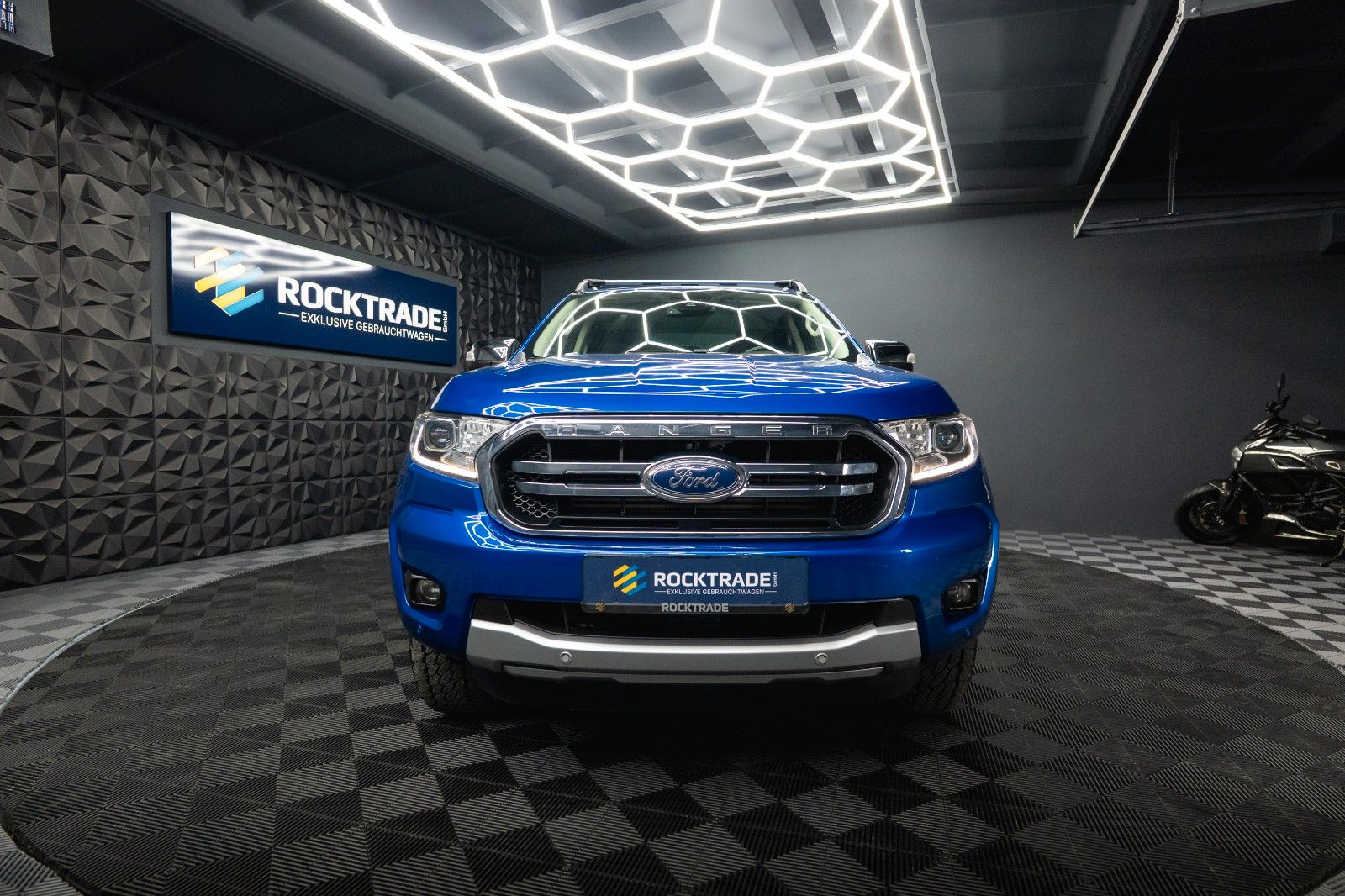 Fahrzeugabbildung Ford Ranger Limited Doppelkabine 4x4 *ACC*LED*DAB*