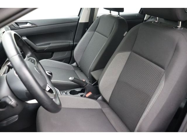 Fahrzeugabbildung Volkswagen Taigo 1.0 Life ACC Digitales Cockpit LED