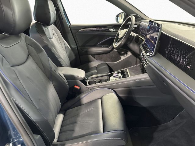 Tiguan 1.5 TSI eHYBRID R-LINE BLACKSTYLE MATRIX+