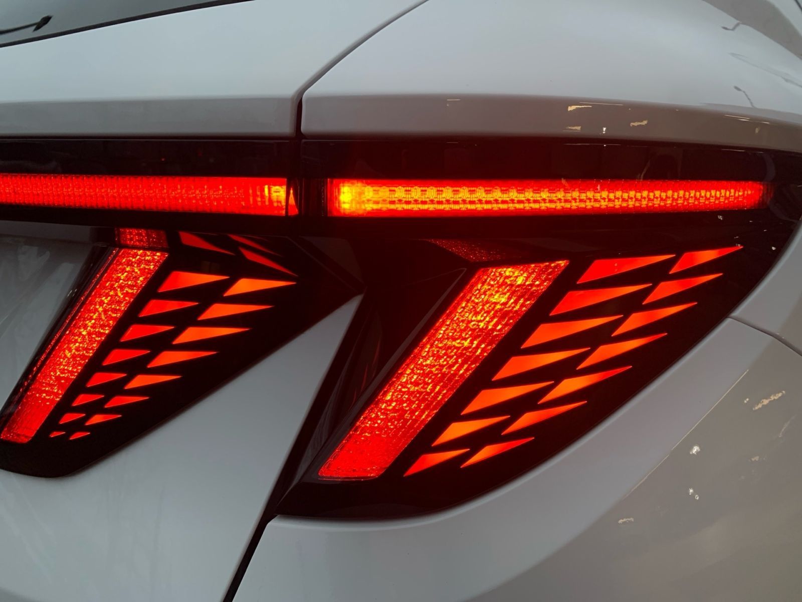 Fahrzeugabbildung Hyundai TUCSON 1.6 T-GDI Trend Hybrid LED Paket