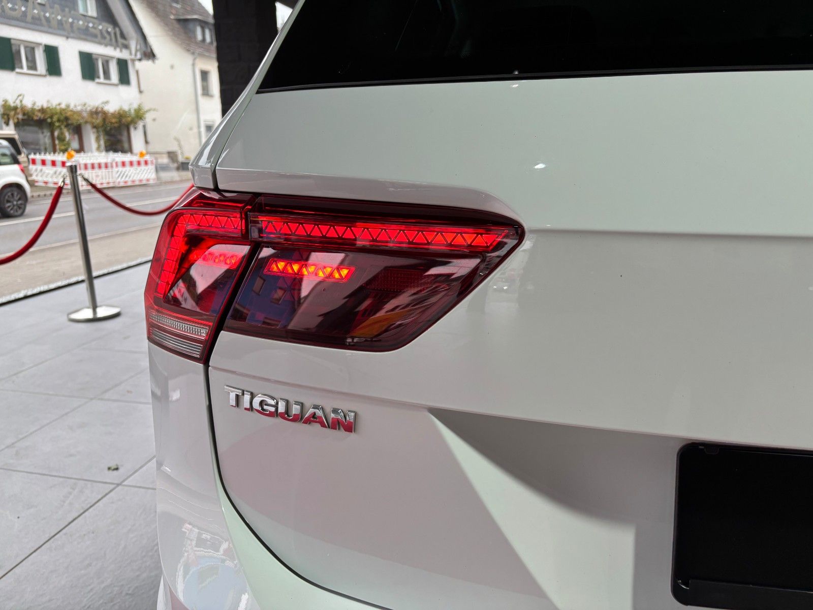 Fahrzeugabbildung Volkswagen Tiguan Highline *CarPlay*Kamera*LED*SHZ*Navi