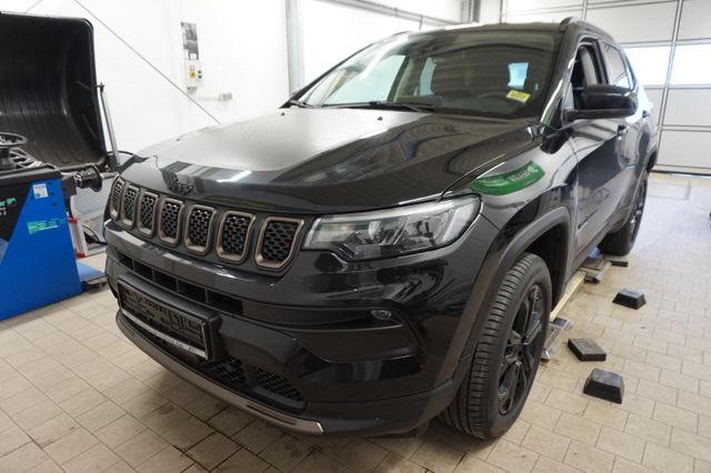 Jeep Compass Upland 180PS PHEV 4WD Automatik - ACC