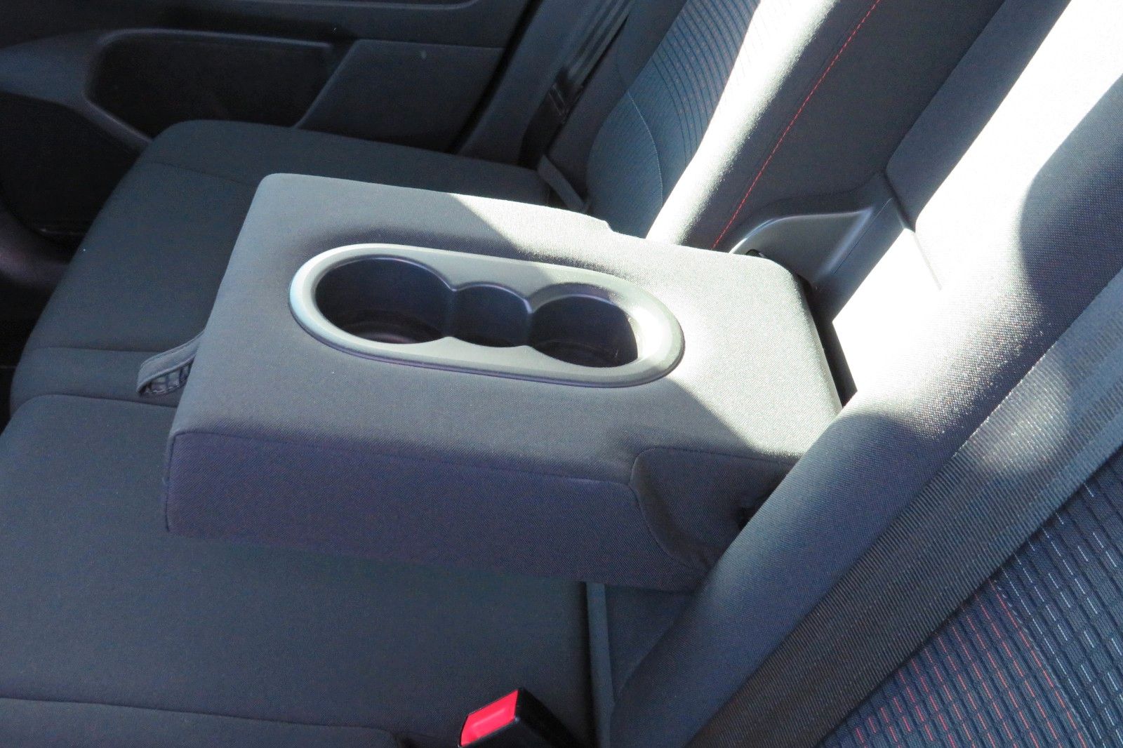 Fahrzeugabbildung Volkswagen Golf Sportsvan DSG SOUND SITZH. PDC ACC AHK