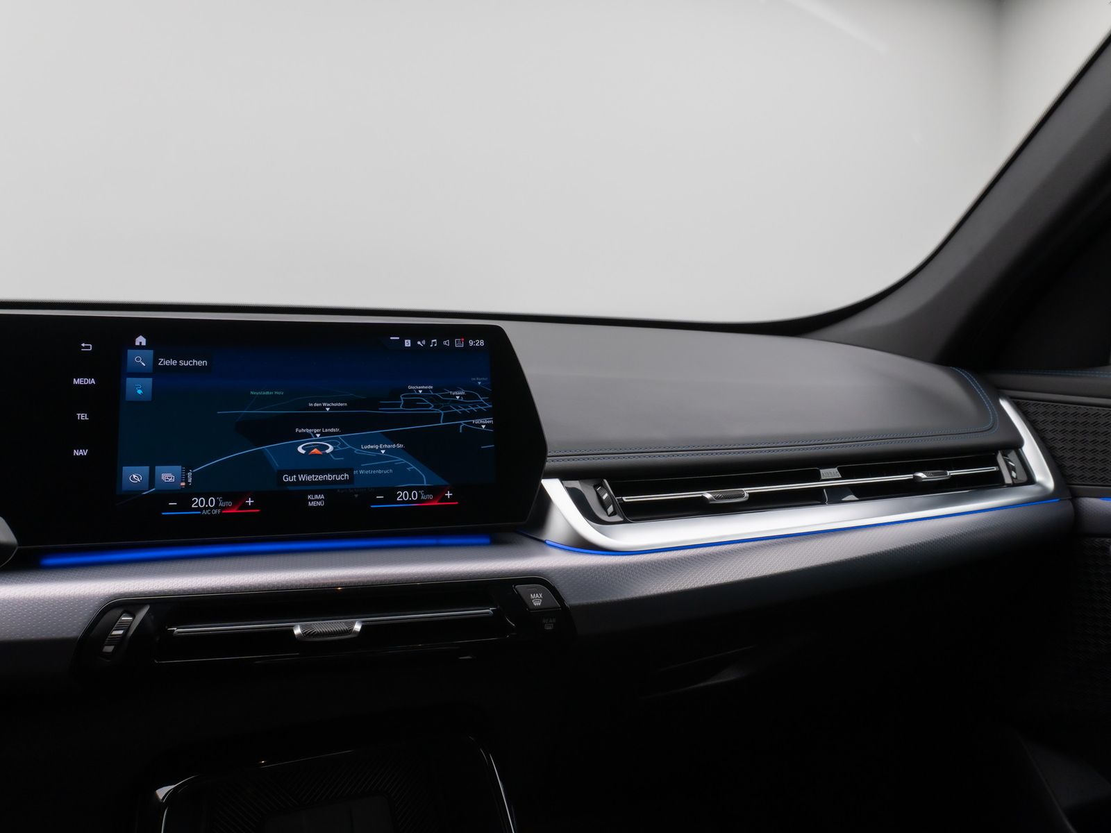 Fahrzeugabbildung BMW iX1 xD30 M Sport Kamera DAB Komfort Fernlichtass
