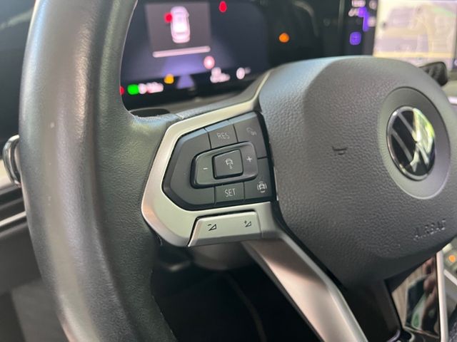 Fahrzeugabbildung Volkswagen Golf Variant 2.0 TDI DSG LIFE GJR ACC NAVI AHK