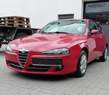 Alfa Romeo 147 1.9 JTD 16V M-Jet  150PS TÜV NEU - rote Alfa Romeo 147