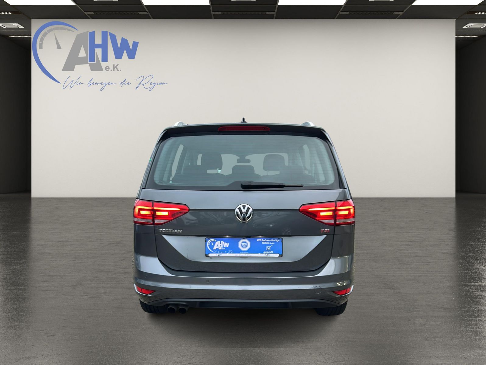 Fahrzeugabbildung Volkswagen Touran 1,8 TSI Highline BMT/Start-Stopp