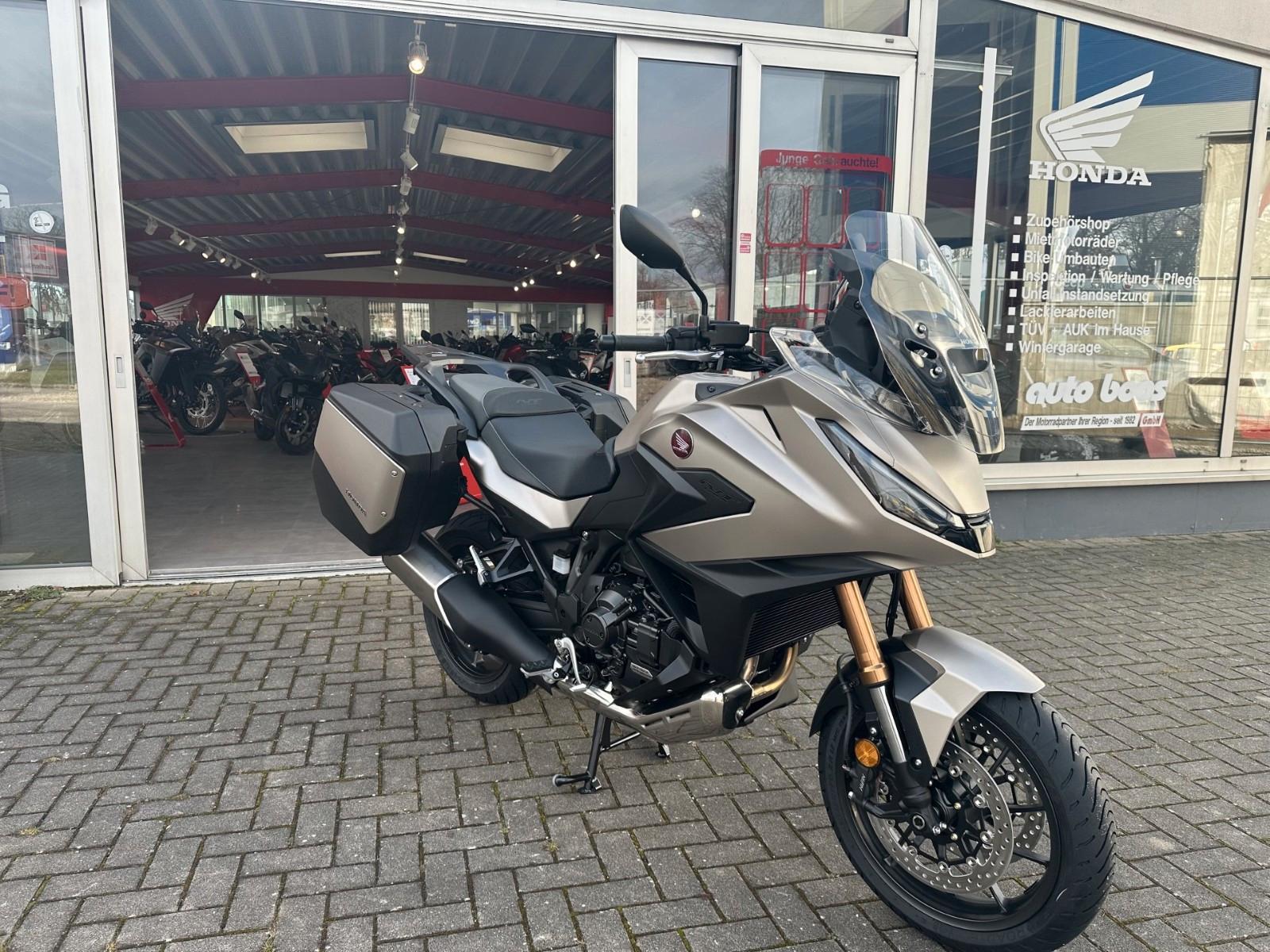 Honda NT 1100 2026  DCT + Elektronisches Fahrwerk