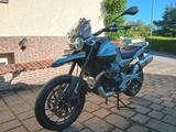 Moto Guzzi V 85 Strada - Moto Guzzi V85 Strada