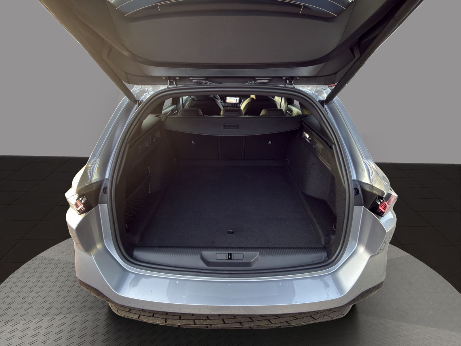 Peugeot 308 - Bild 18