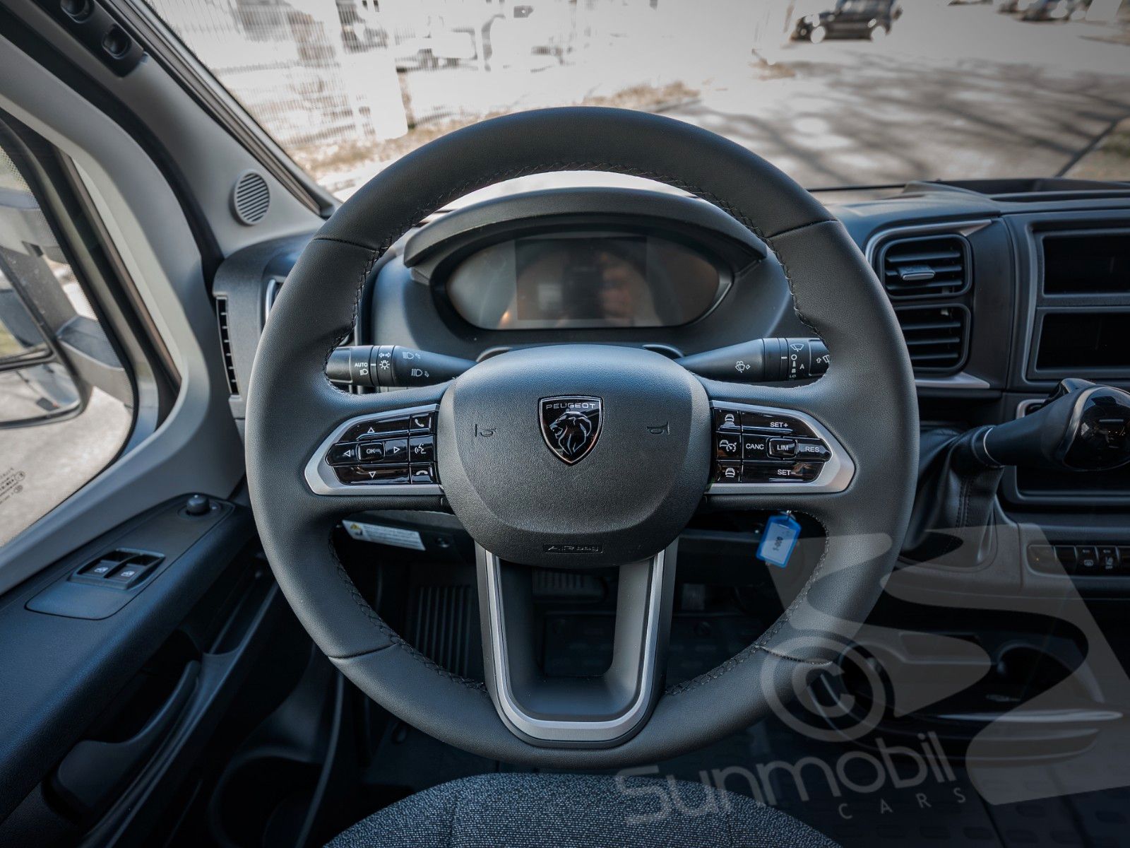 Fahrzeugabbildung Crosscamp EXPDN 7.0 E Peugeot Automatik