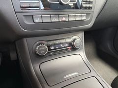 MERCEDES-BENZ B220 4Matic/KAMERA/ILS/TOTWI/