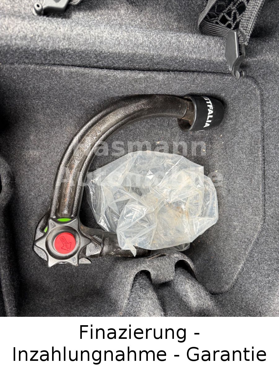 318 3 Touring 318d*AUT.*NAVI*KLIMA*SCHECKHEFTGEP