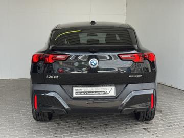 2025 BMW IX2 照片 3